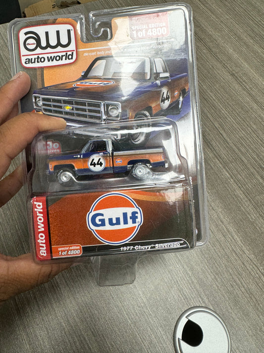 Auto World Chevrolet Silverado 1977 Gulf Oil Weathered