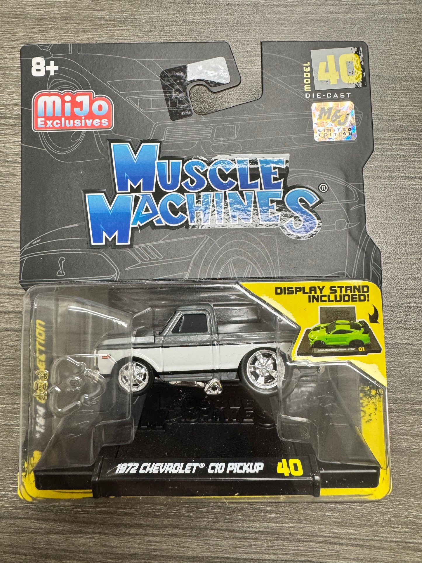 Muscle Machines 1972 Chevrolet C-10 Pick Up Grey 1/64