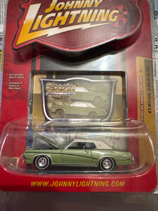 Johnny Lightning 1969 Mercury Cougar