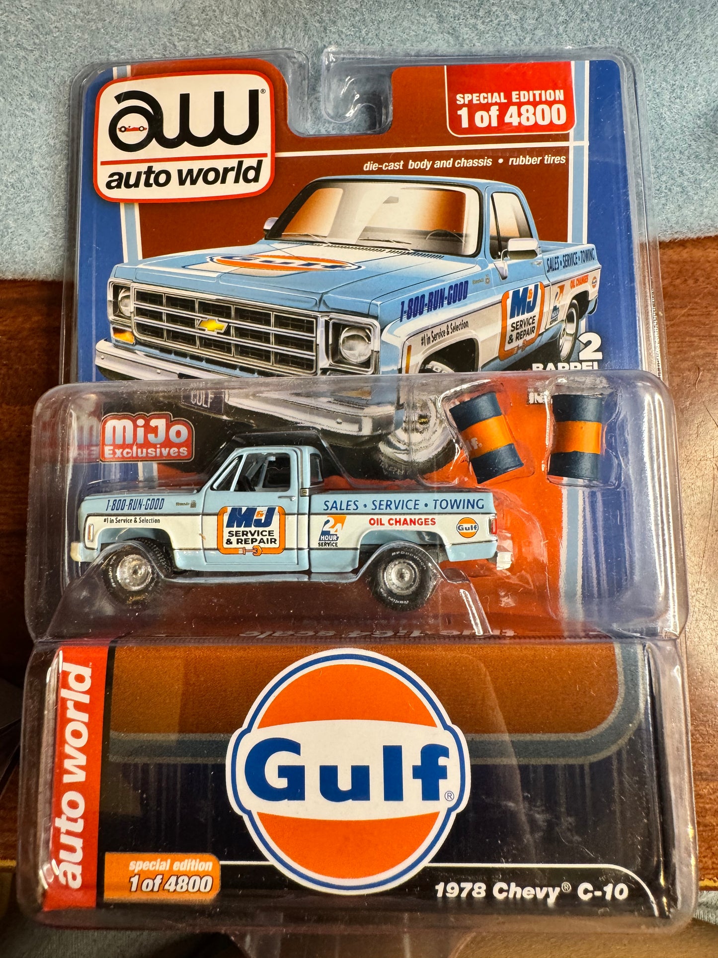 1978 Chevrolet C-10 Pickup Gulf with Oil Barrels, Gulf (NG81) World Car